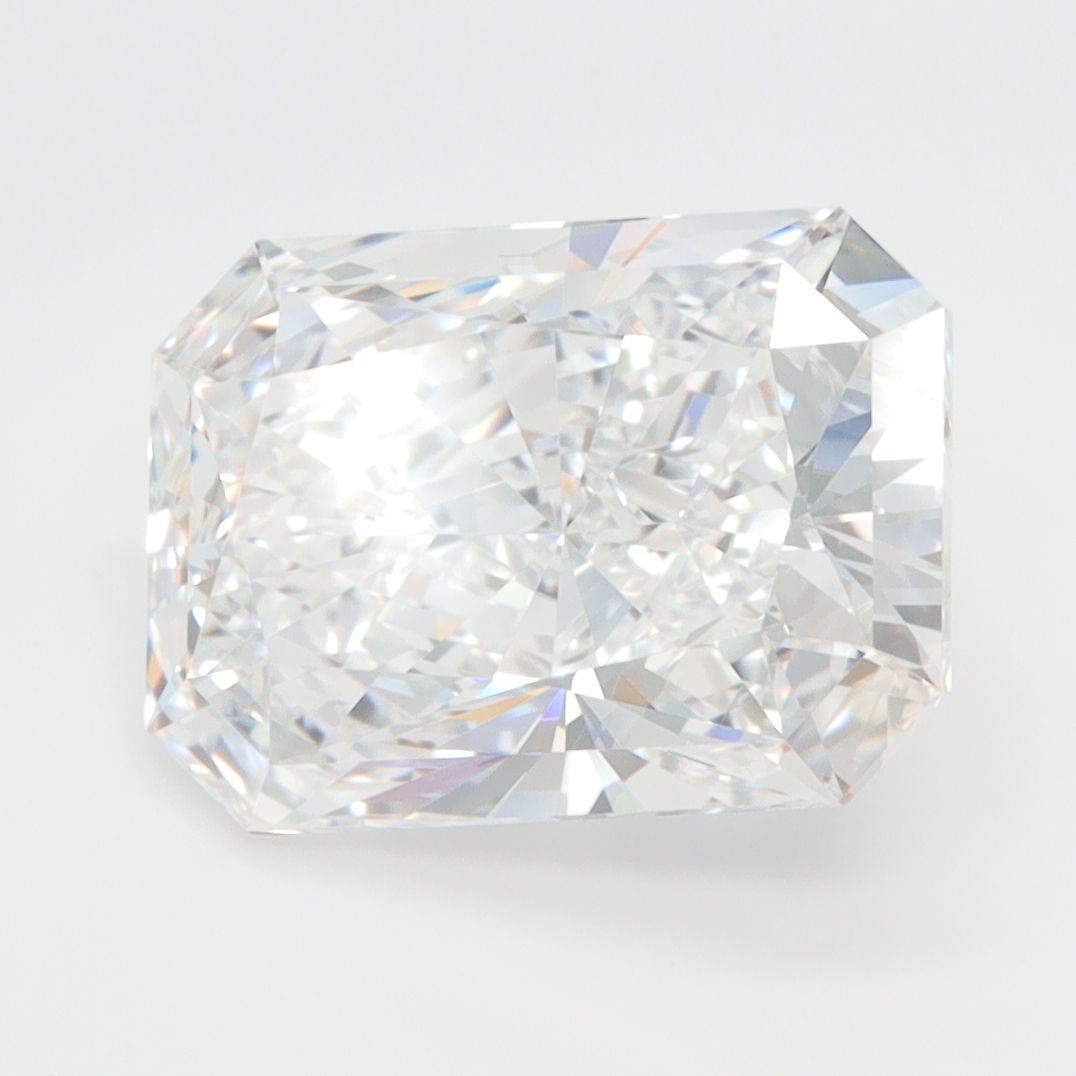 4.40 ct. radiant Lab Grown Diamond front image