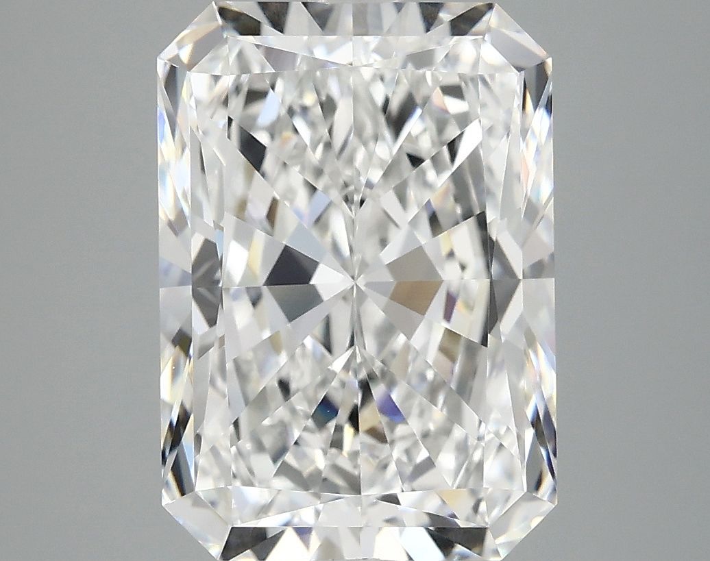 5.09 ct. radiant Lab Grown Diamond front image