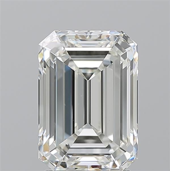 3.01 ct Emerald diamond
