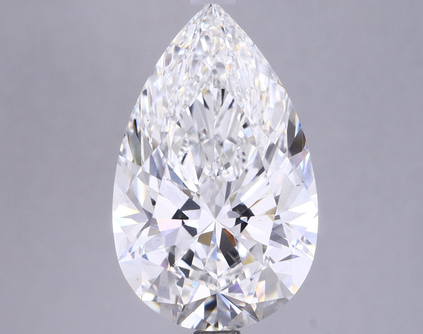 5.57 ct. pear Lab Grown Diamond front image
