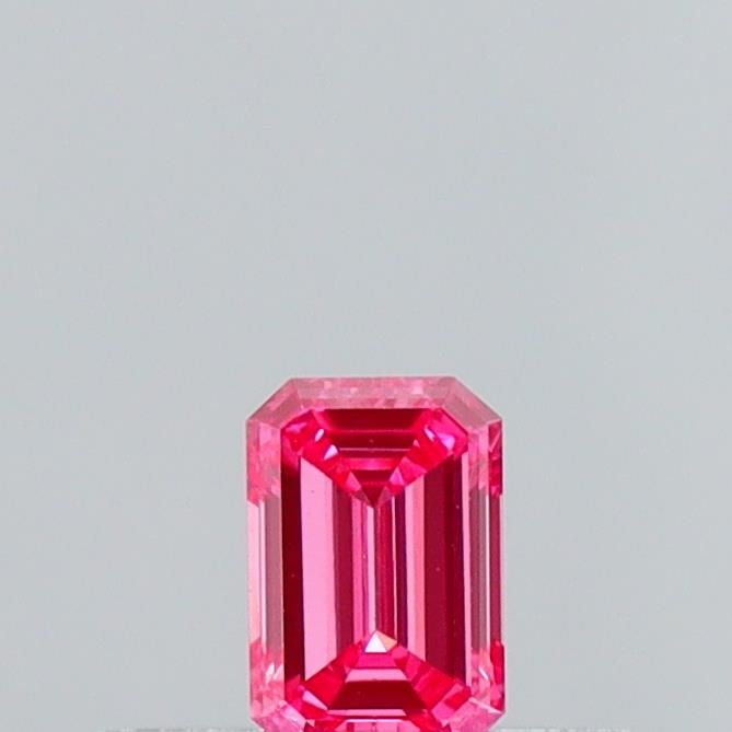 0.16 CT Fancy Vivid Pink EMERALD