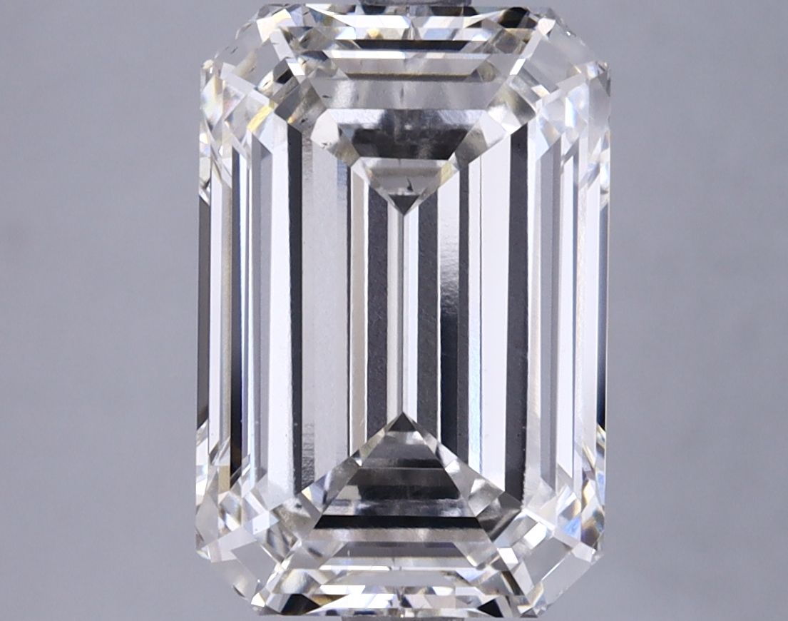 4.73 ct. emerald Lab Grown Diamond front image
