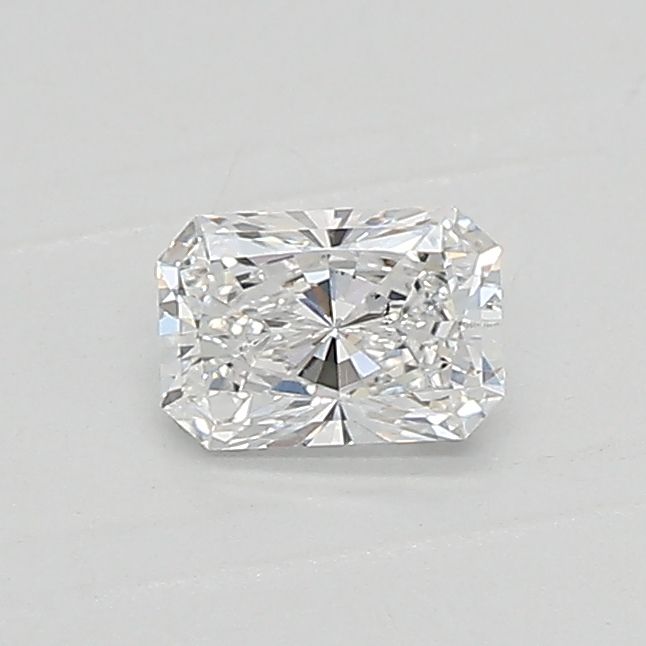0.34 ct lab-grown Radiant Diamond