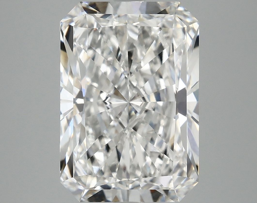 5.09 ct. radiant Lab Grown Diamond front image