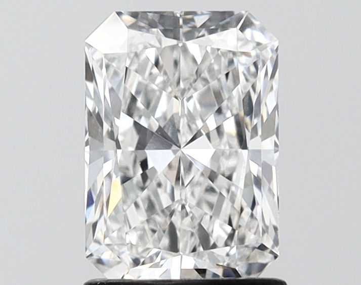 1.45 ct. radiant Lab Grown Diamond front image