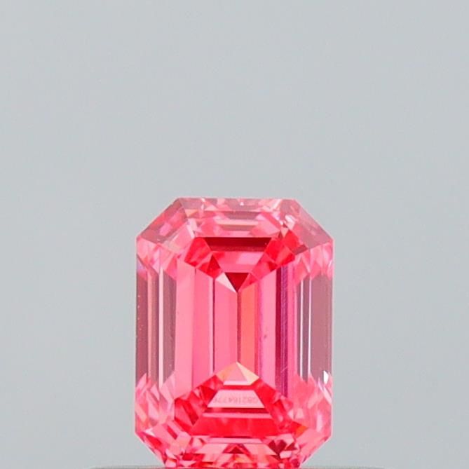 0.34 ct lab-grown Emerald Diamond