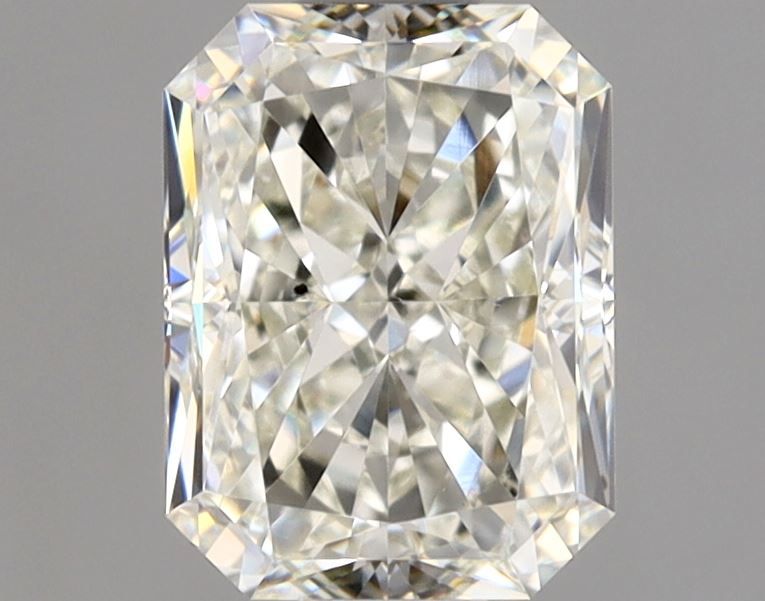 0.90ct Radiant diamond