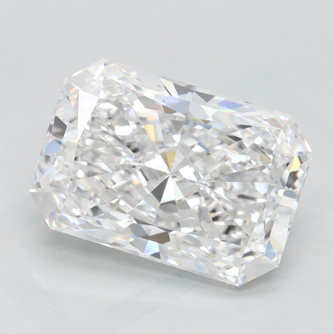 2.74 ct. radiant Lab Grown Diamond front image
