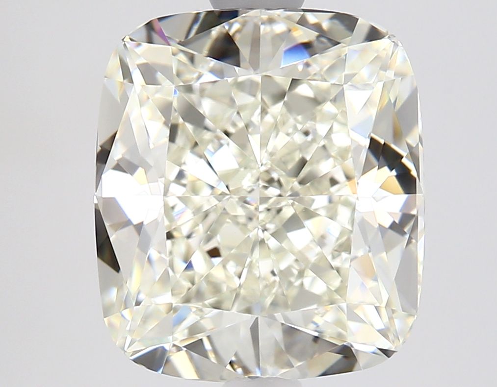 3.01 ct Cushion Modified diamond
