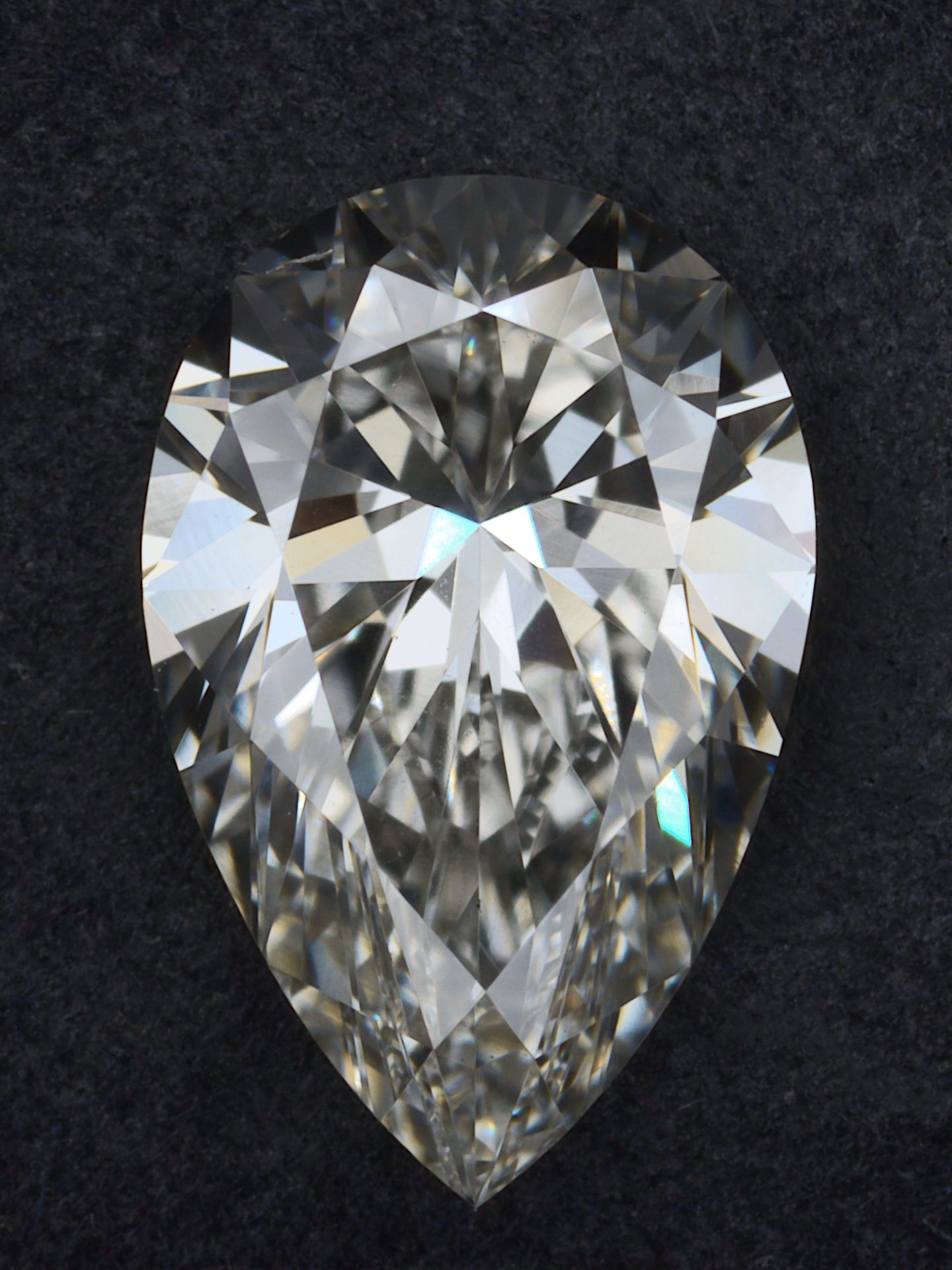 0.80 ct. pear Lab Grown Diamond front image