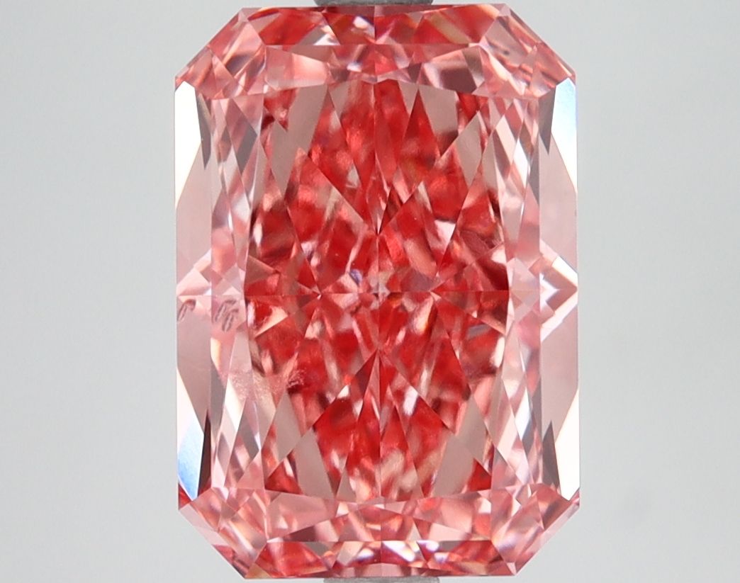 4.24 ct. radiant Lab Grown Diamond front image