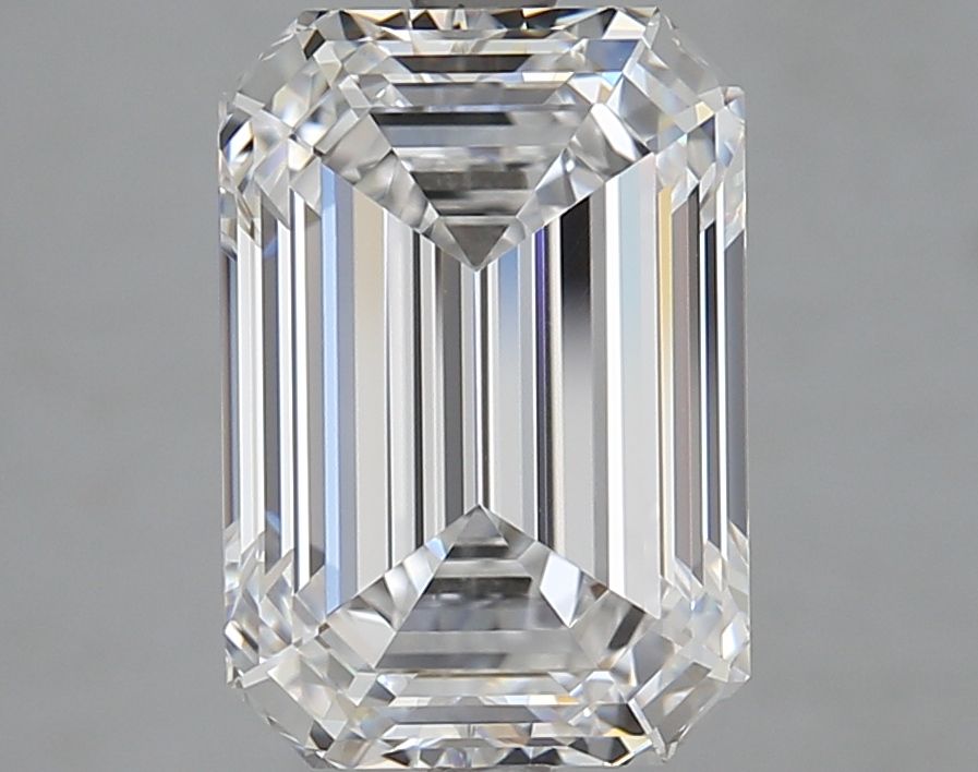 4.56 ct. emerald Lab Grown Diamond front image