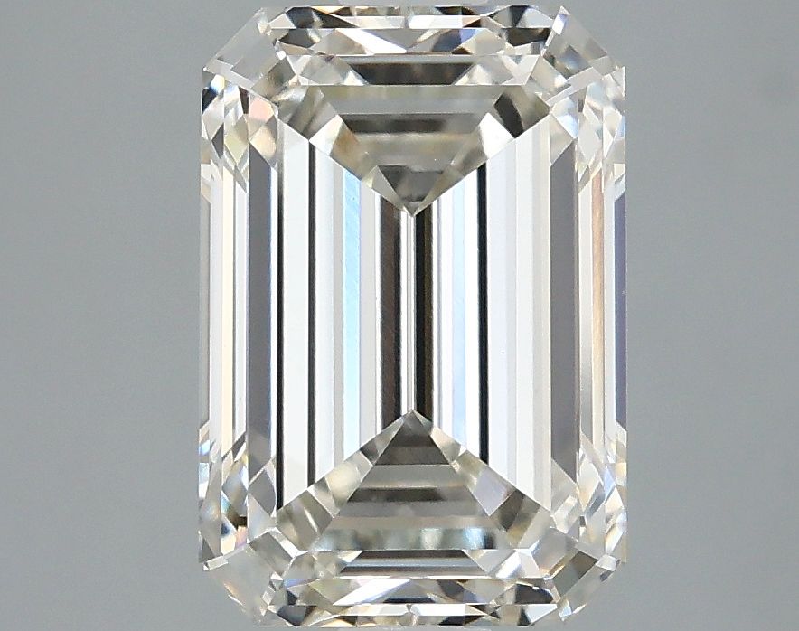 3.07 ct Emerald diamond