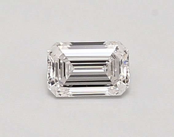 0.44 ct lab-grown Emerald Diamond