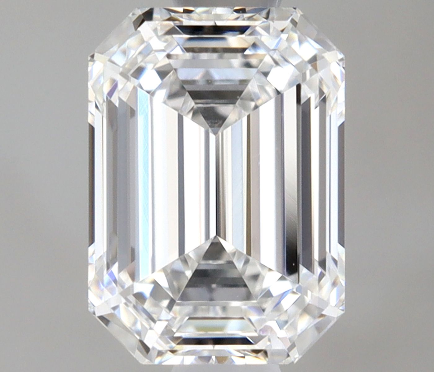 1.11 ct. emerald Lab Grown Diamond front image