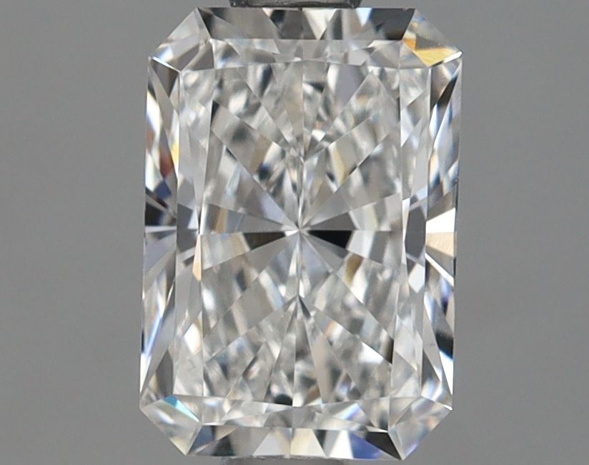 1.05 ct lab-grown Radiant Diamond