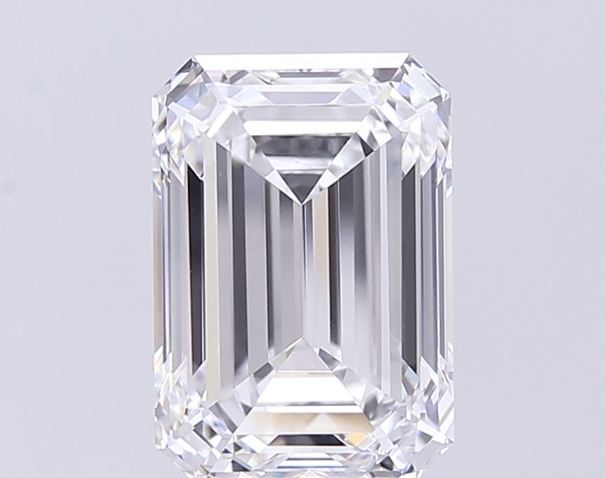 4.62 ct. emerald Lab Grown Diamond front image
