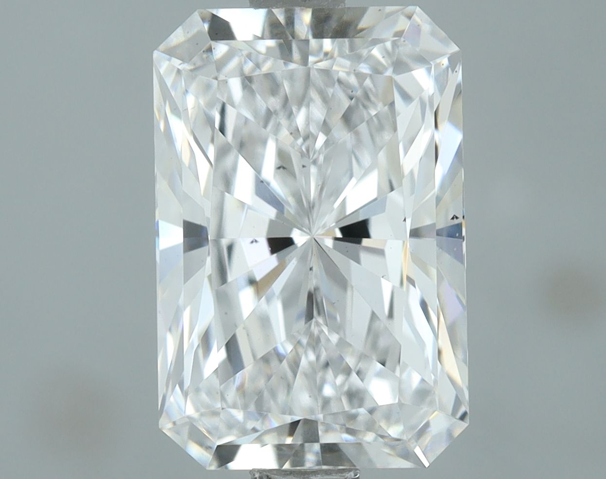 2.27 ct. radiant Lab Grown Diamond front image