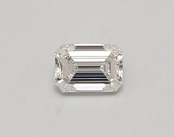 0.3 ct lab-grown Emerald Diamond