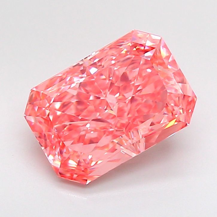 3.06 ct Radiant diamond