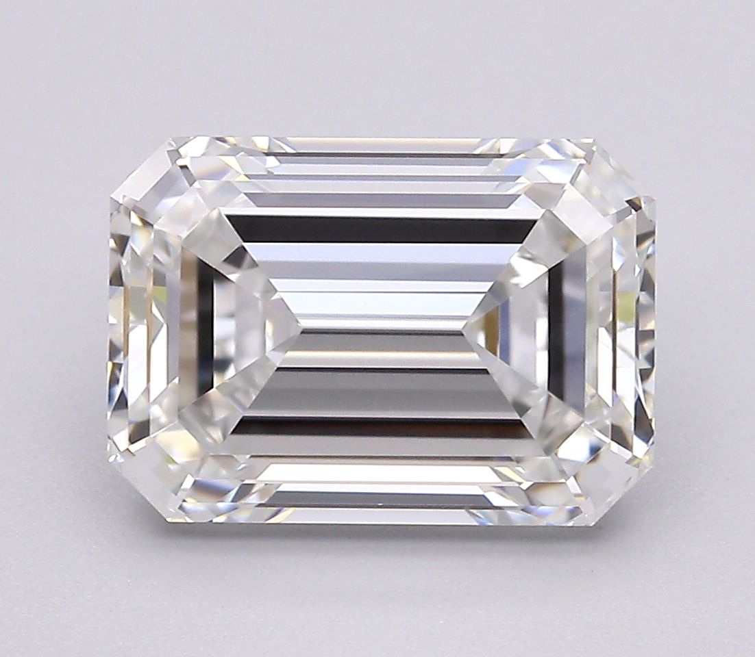 2.22 ct. emerald Lab Grown Diamond front image