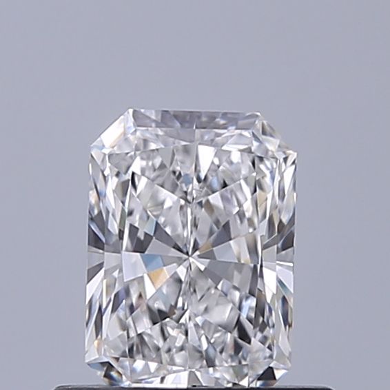 0.6 ct lab-grown Radiant Diamond