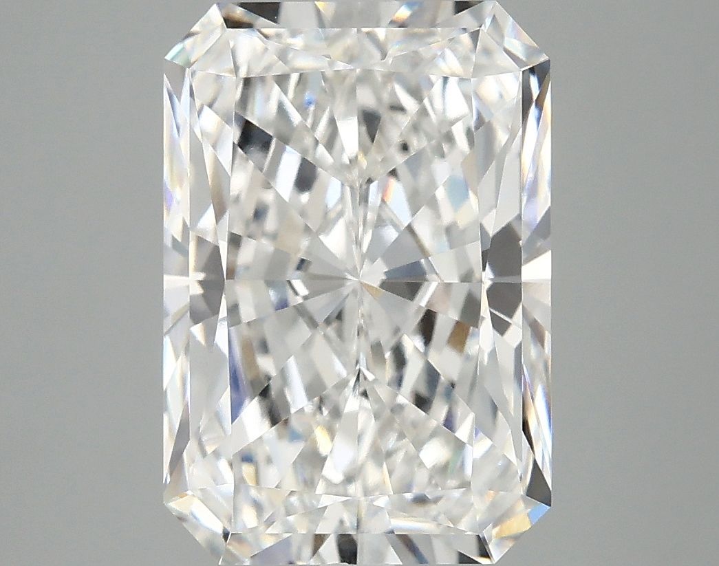 5.07 ct. radiant Lab Grown Diamond front image