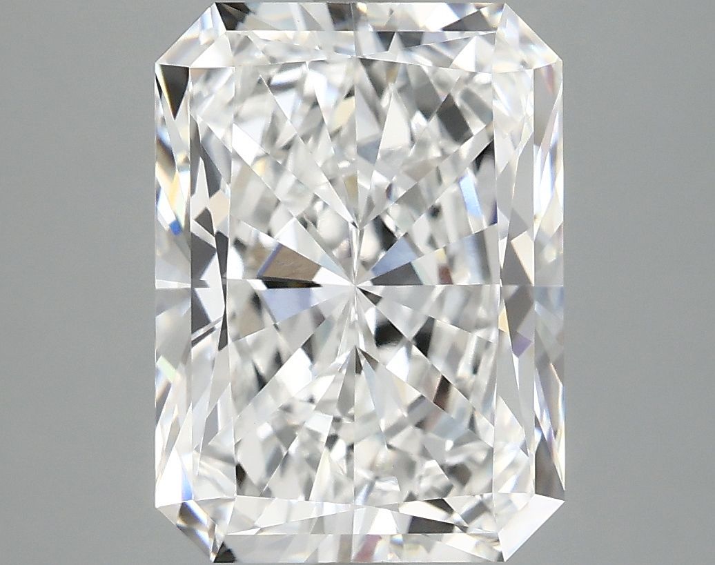 4.85 ct. radiant Lab Grown Diamond front image