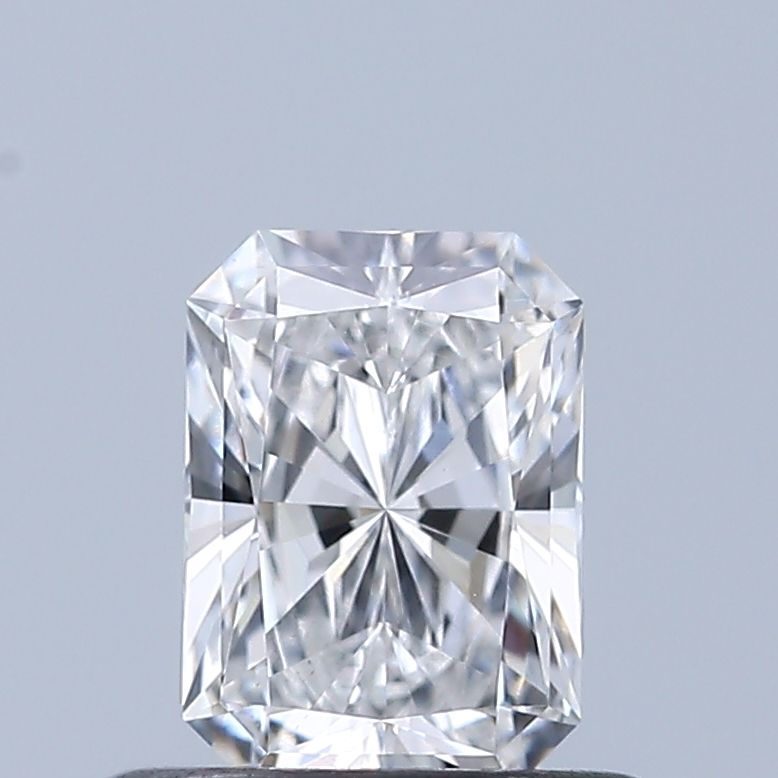 0.48 ct lab-grown Radiant Diamond