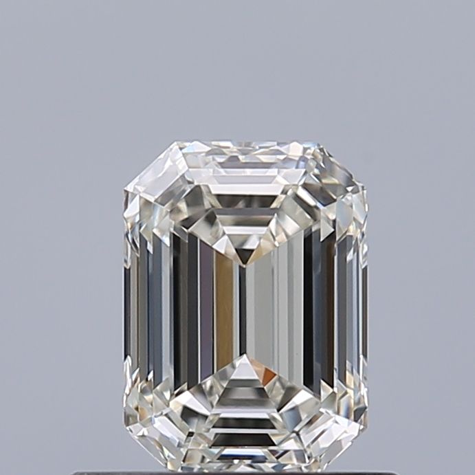 0.70 ct Emerald diamond