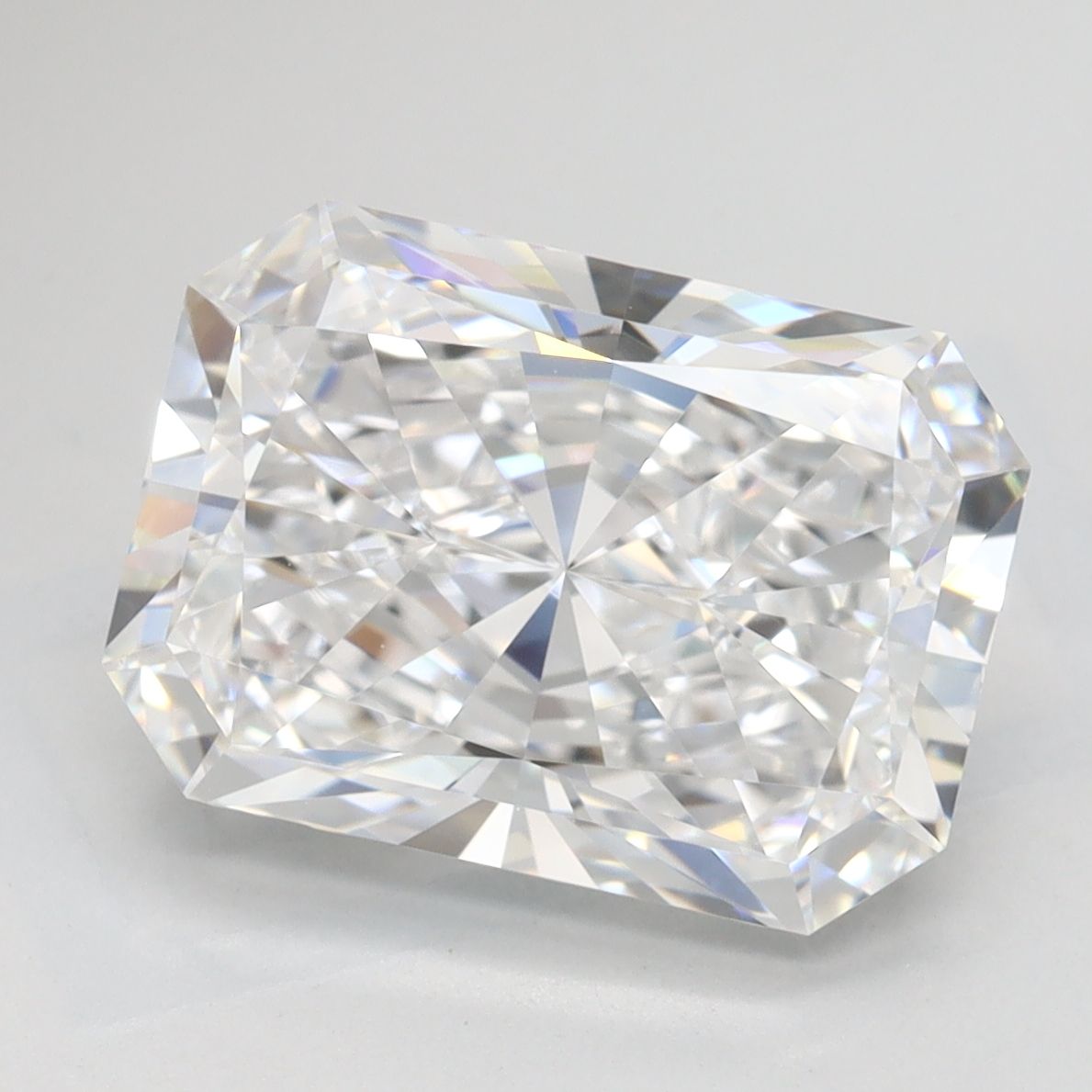 4.09 ct. radiant Lab Grown Diamond front image