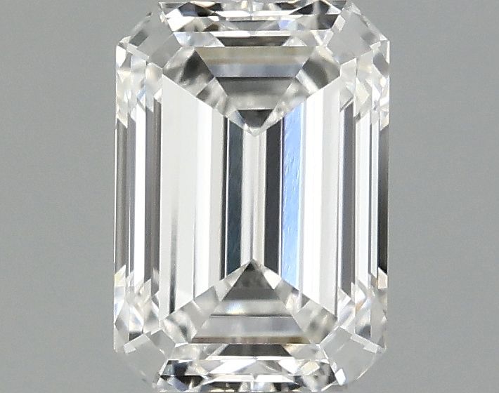1.05 ct. emerald Lab Grown Diamond front image