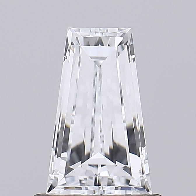 0.79 ct lab-grown Tapered baguette Diamond