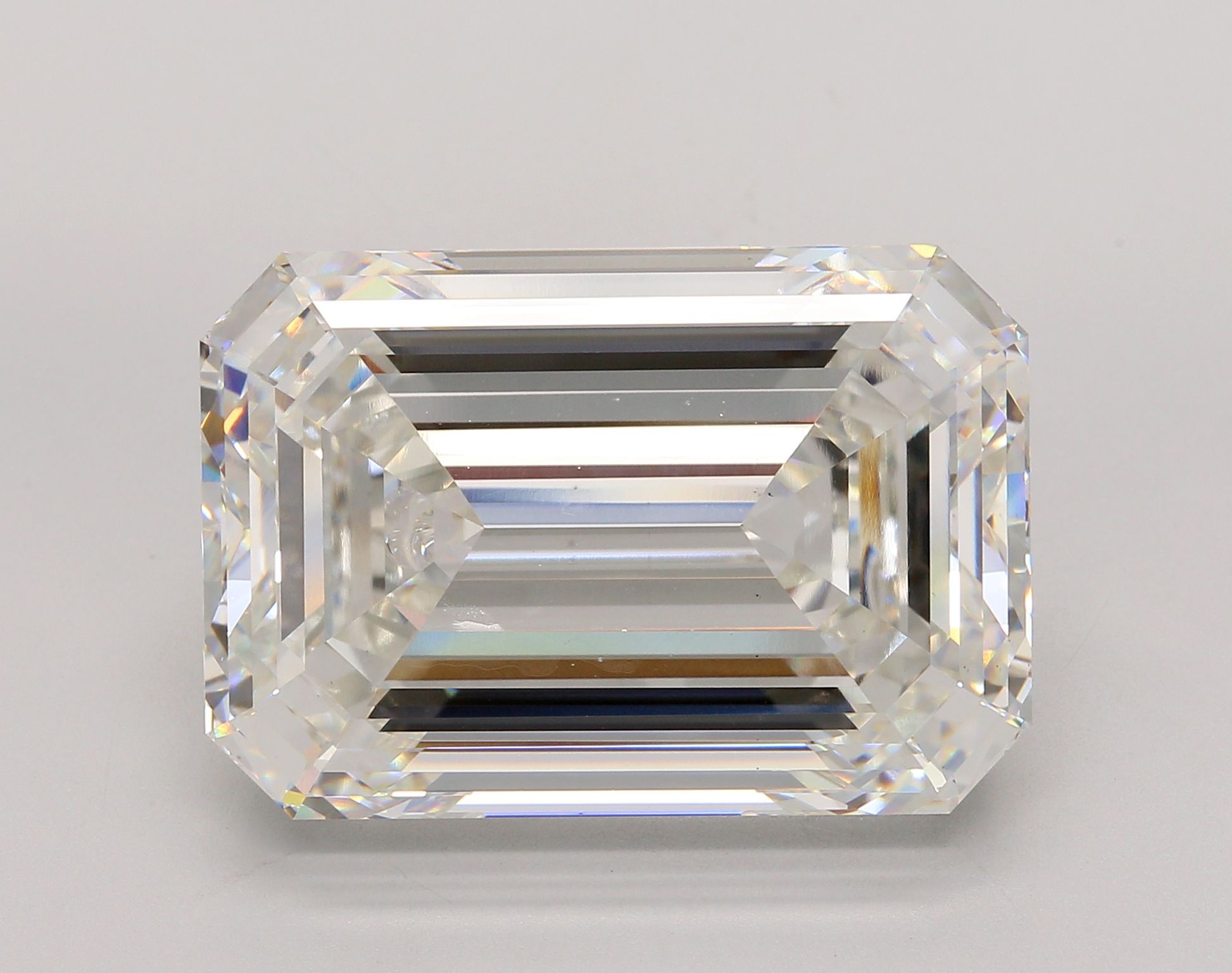 31.82 ct. emerald Lab Grown Diamond front image