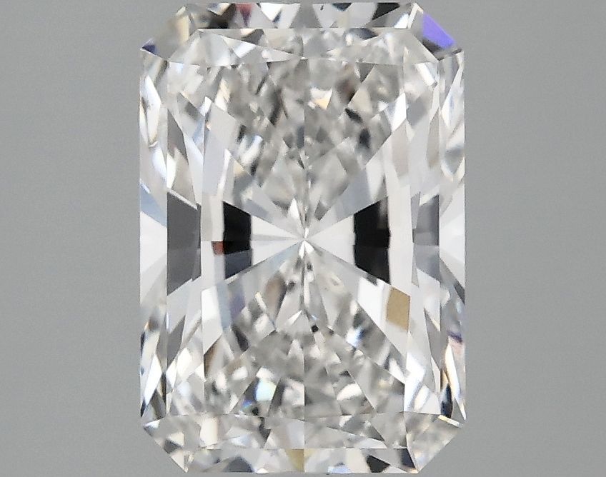 2.59 ct. radiant Lab Grown Diamond front image