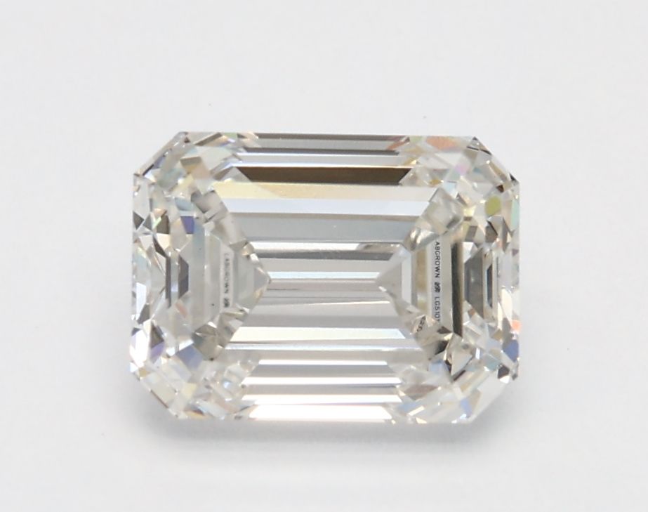 1.38 ct Emerald diamond
