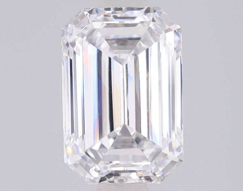 1.53 ct. emerald Lab Grown Diamond front image