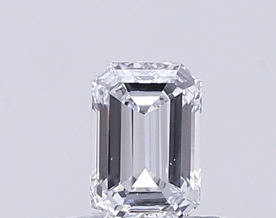 0.33ct Emerald diamond