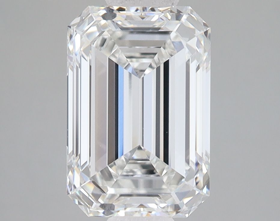 2.72 ct Emerald diamond