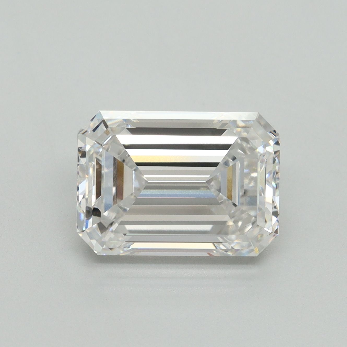 4.02 ct. emerald Lab Grown Diamond front image