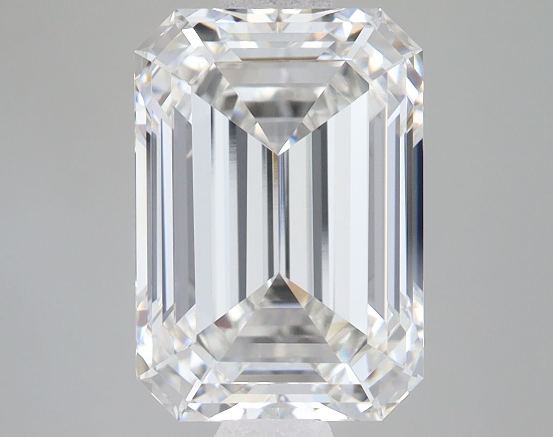 5.05 ct. emerald Lab Grown Diamond front image