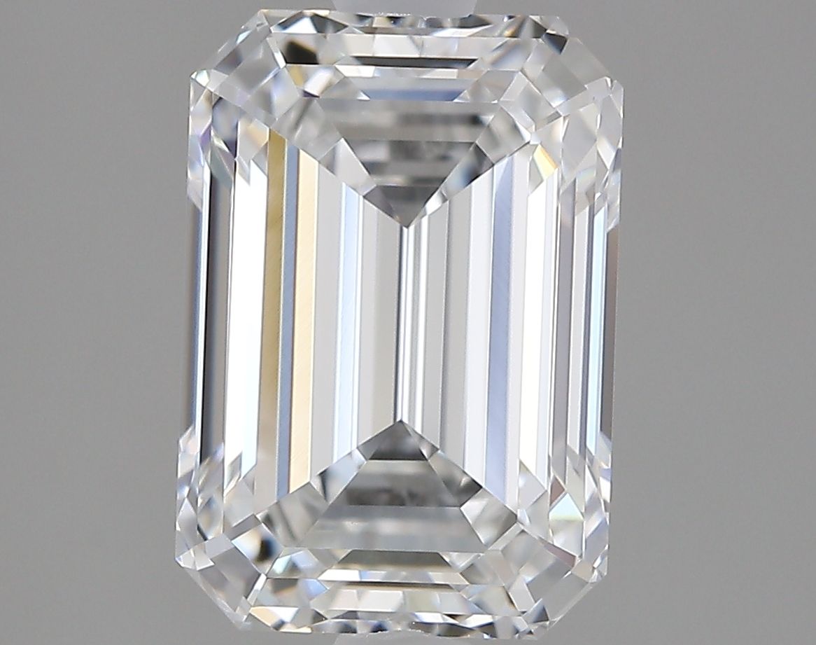 3.10 ct. emerald Lab Grown Diamond front image
