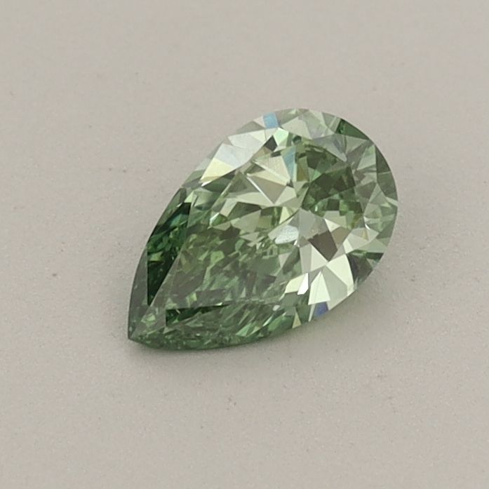 0.35 CT Fancy Vivid Green PEAR