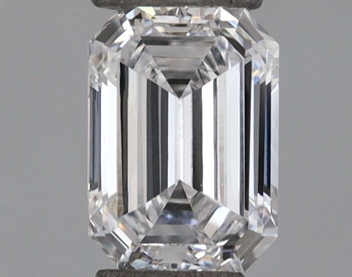 0.77 ct. radiant Lab Grown Diamond front image
