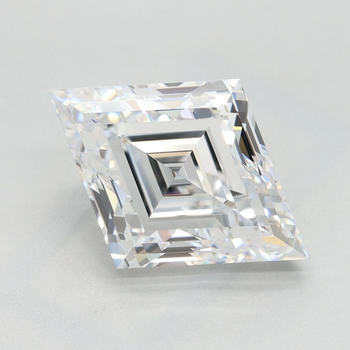 2.64 ct lab-grown Lozenge Diamond