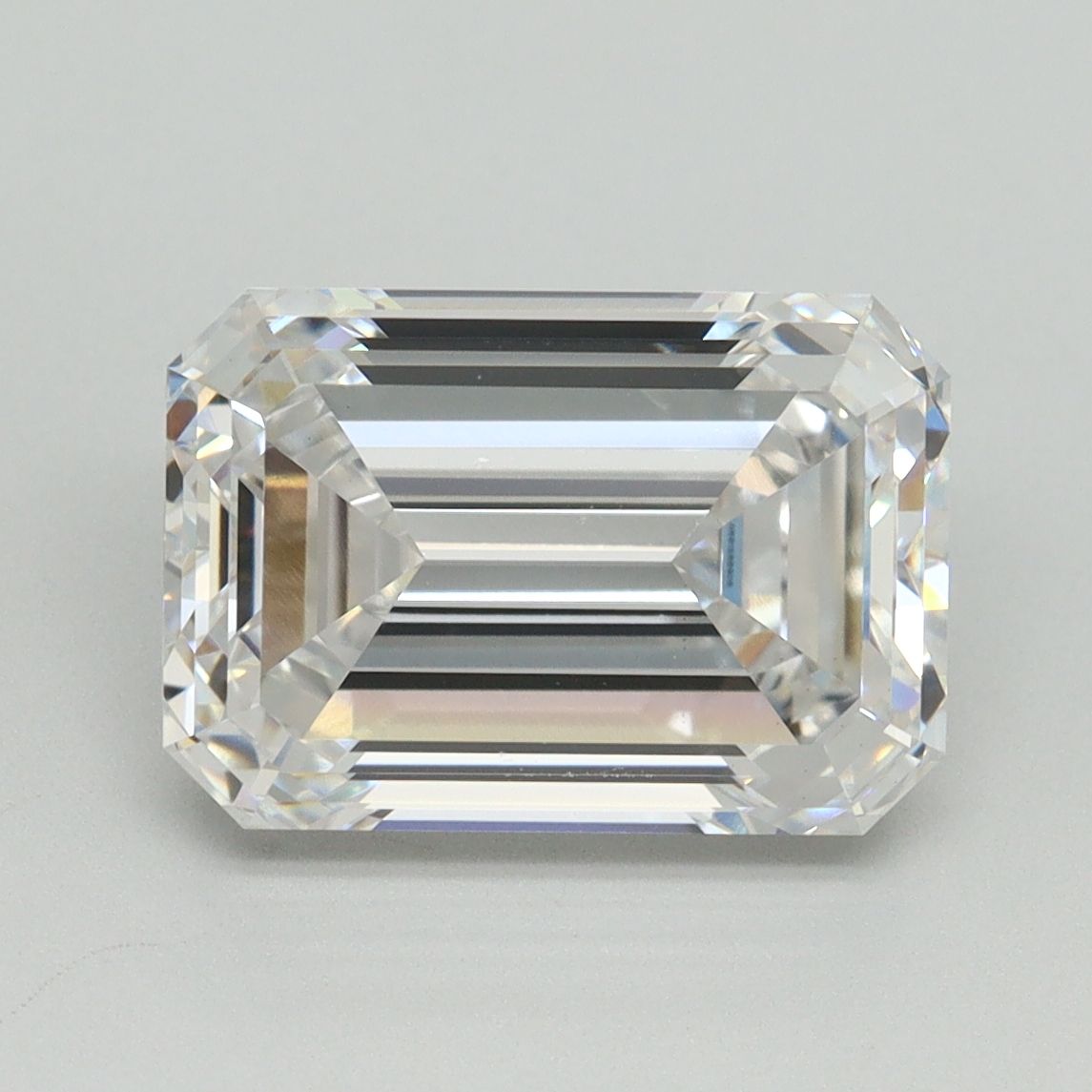 4.28 ct. emerald Lab Grown Diamond front image