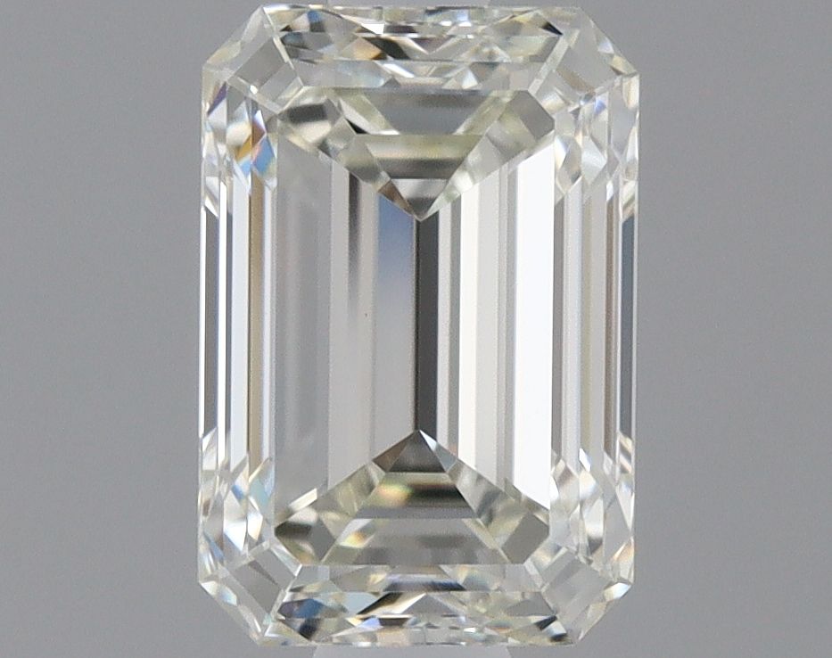1.06 ct Emerald diamond