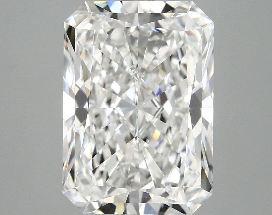3.90 ct. radiant Lab Grown Diamond front image