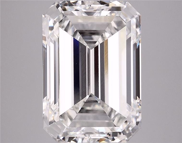 5.63 ct. emerald Lab Grown Diamond front image