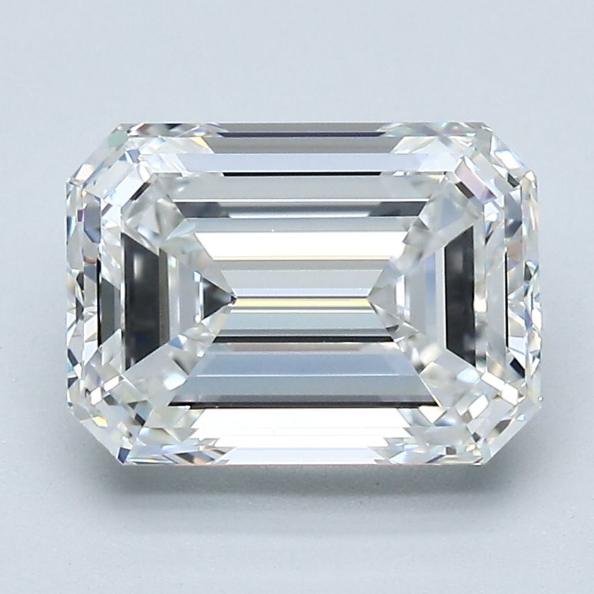 3.01 ct Emerald diamond